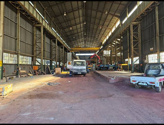 6,700M² FACTORY TO LET IN DUNCANVILLE